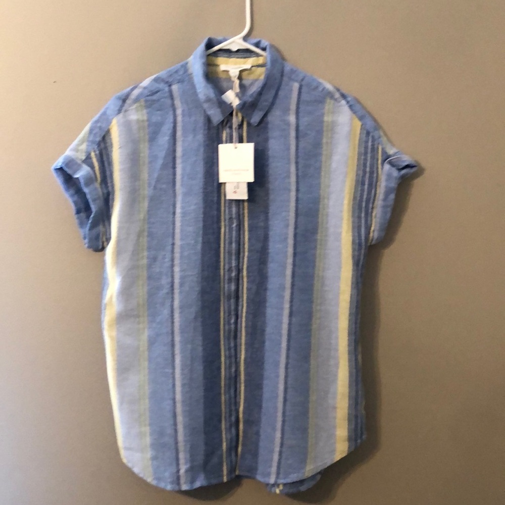 NWT super cute spring/summer top